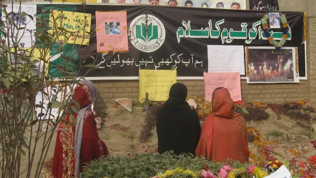 آرمی پبلک سکول پر طالبان کے حملے کے بعد ملک بھر میں سکول بند کر دیے گئے تھے