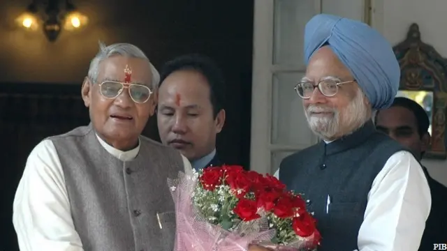 अटल बिहारी वाजपेयी, मनमोहन सिंह