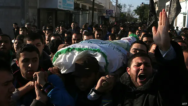 شارك العشرات في تشييع جنازة السميري