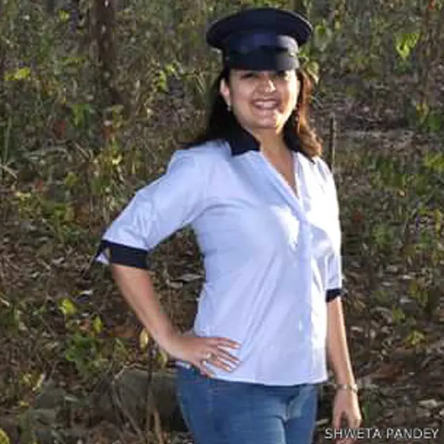 महिला टैक्सी चालक