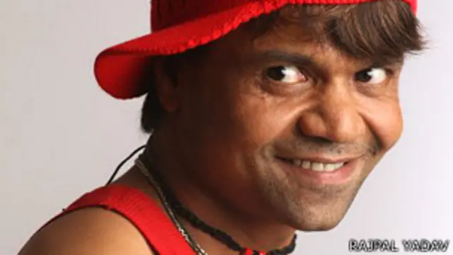 وہ اپنے شوخ اور چنچل کردار کے لیے معروف ہیں