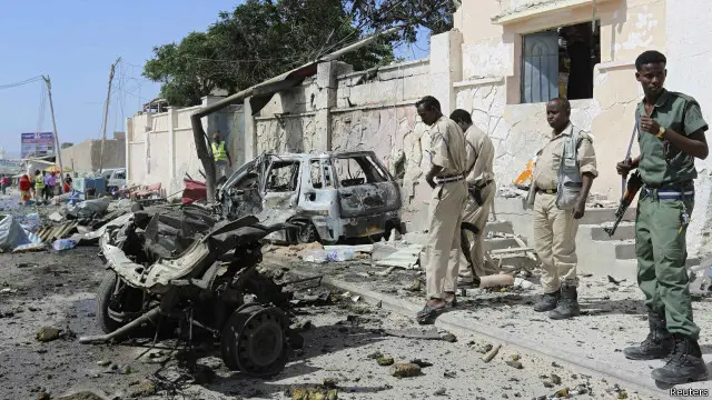 قوات الاتحاد الأفريقي تقول إن ثمانية مسلحين دخلوا القاعدة العسكرية