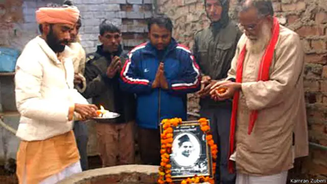 नाथूराम गोडसे की पूजा