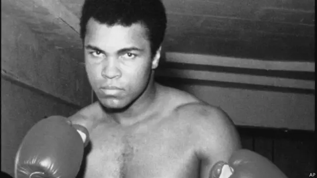 مئی 1965 میں ہونے والی یہ فائٹ وہ پہلا مقابلہ تھا جس میں محمد علی نے اسلام قبول کرنے اور نام تبدیل کے بعد شرکت کی تھی۔