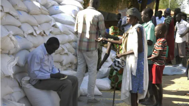 الخارجية السودانية اعتبرت القول المنسوب إلى الزعتري بأن السودانيين يعتمدون على المعونات الدولية إهانة.