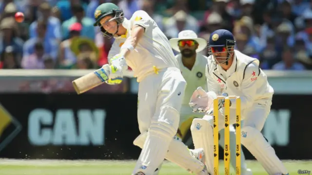 سٹیون سمتھ نے سیریز میں چار سنچری لگائی اور انھیں مین آف دا میچ اور مین آف دا سیریز دونوں اعزاز کا حقدار قرار دیا گیا