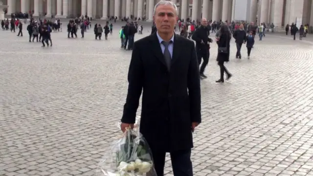 وصل أغا فجأة الى روما يوم السبت