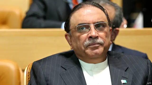 عام تاثر ہے کہ یہ عمارت تعمیر کے بعد ملک ریاض نے سابق صدر آصف علی زرداری کو تحفے میں دی ہے