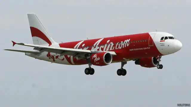 亚洲航空A320-200客机(资料图片)