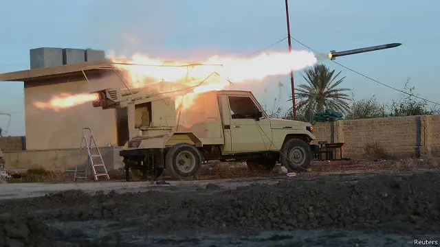 المعارك مستمرة في الوقت الذي يشن طيران التحالف الدولي غاراته ضد مسلحي "الدولة الإسلامية"