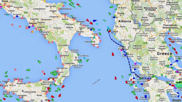 Путь следования и нынешнее положение "Норман Атлантик" по данным marinetraffic.com