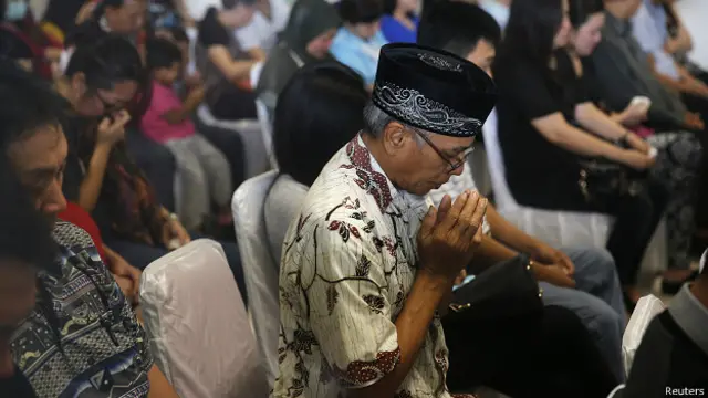 Родственники пассажиров Airasia