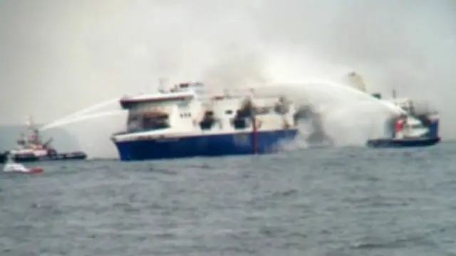 မီးလောင်ခဲ့တဲ့ ဂရိသင်္ဘော