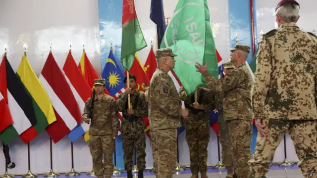 Церемония завершения миссии