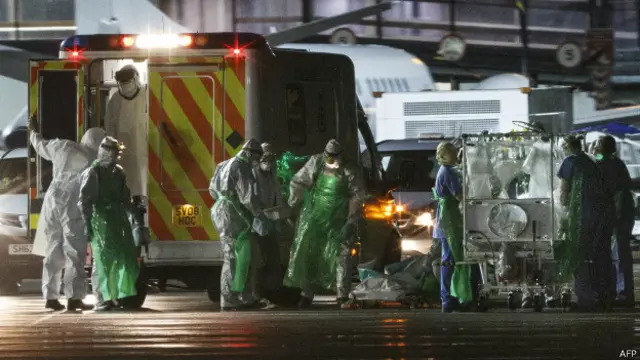 Медики в Глазго