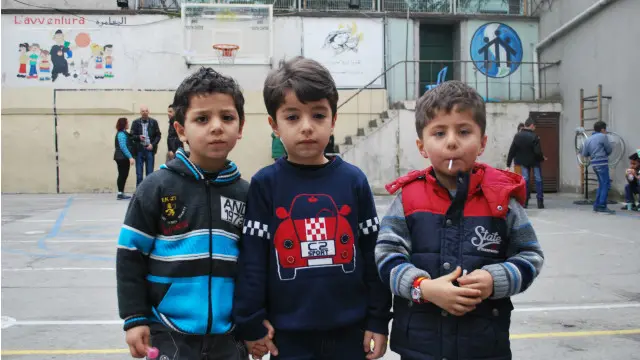 ایک اندازے کے مطابق ترکی میں موجود شامی بچوں میں سے صرف 20 فیصد ہی سکول جا رہے ہیں