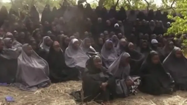 أثار خطف الفتيات العام الماضي غضبا محليا ودوليا عارما.