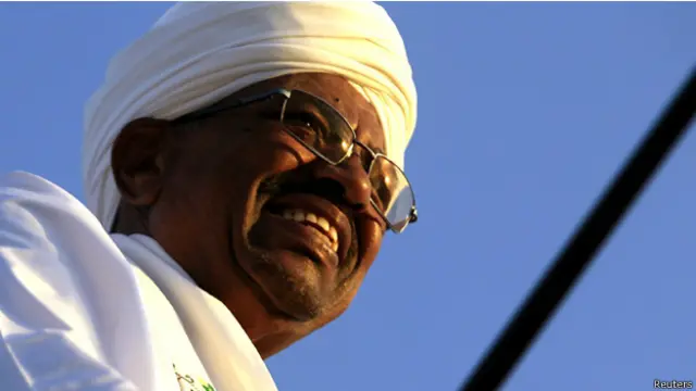 دعا البشير القوى السياسية للاستعداد وللمشاركة في الانتخابات