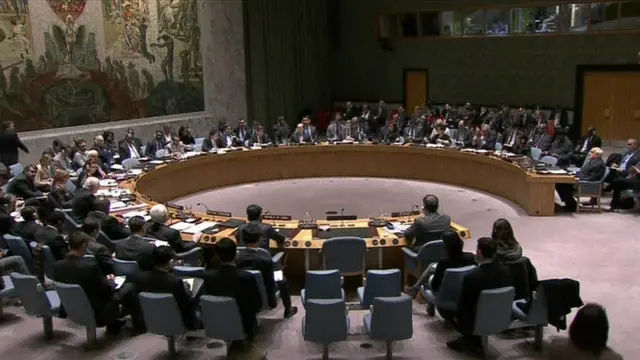 در صورتی که پنج عضو دائم شورای امنیت موافق لغو تحریم‌ها باشند انتظار می‌رود این موضوع به تصویب شورا برسد