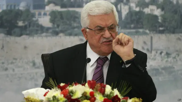 في خطابه إلى الفلسطينيين بعد توقيع المعاهدات، بدا الغصب على عباس بعد رفض مجلس الأمن مشروع قرار ينهي احتلال إسرائيل للأراضي الفلسطينية.