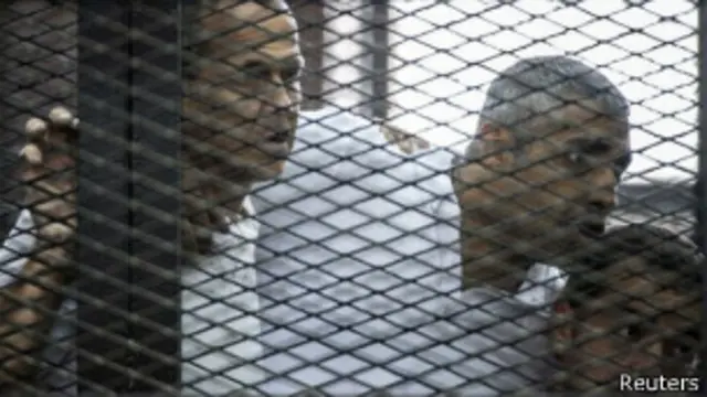 अलजज़ीरा के सज़ायाफ्ता पत्रकार पीटर ग्रेस्टे, मोहम्मद फहमी और बहर मोहम्मद