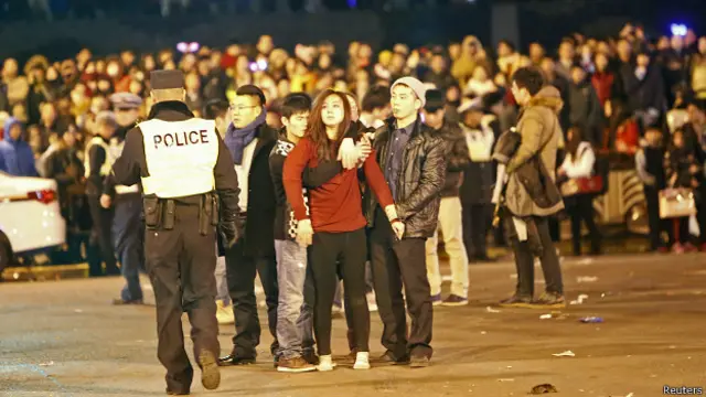 據報,跨年之夜發生在上海外灘陳毅廣場踩踏事件死傷者多為年輕人。