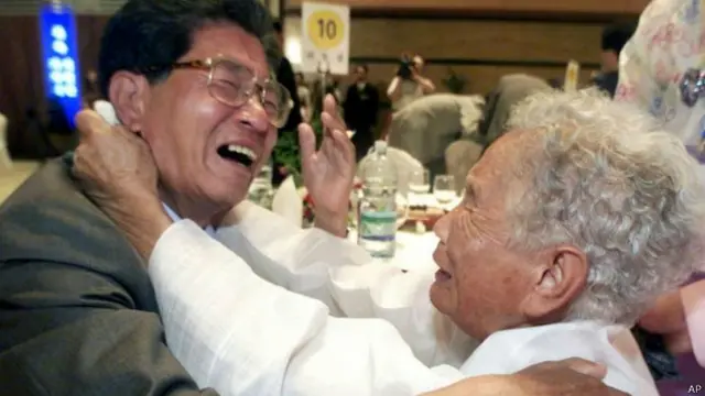 Ribuan keluarga terpisah akibat Perang Korea pada 1950-1953 lalu.