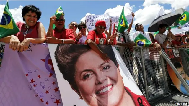 数千名罗塞夫的支持者参加了在首都巴西利亚举行的宣誓就职仪式。