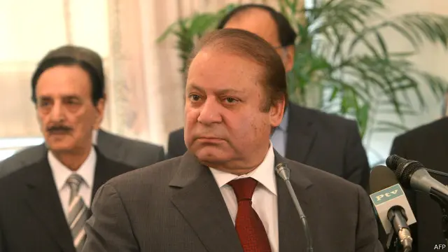 وزیراعظم نواز شریف نے کوئٹہ سے قبل آرمی چیف کے ہمراہ کراچی کا دورہ کیا تھا۔