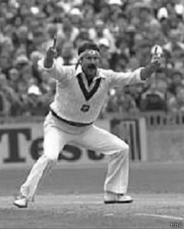 डेनिस लिली 