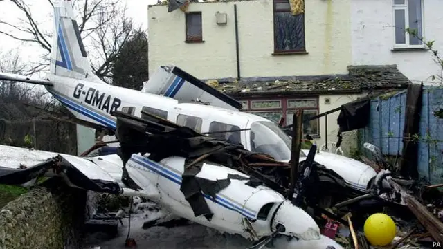 विमान हुआ दुर्घटनाग्रस्त