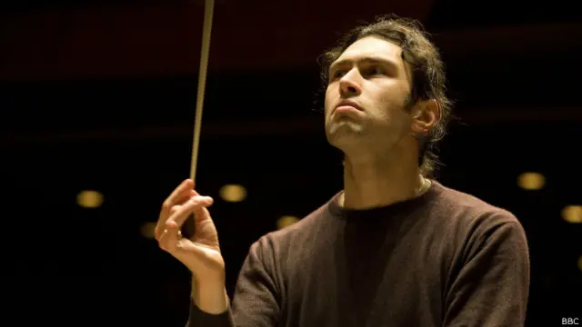 Владимир Юровский