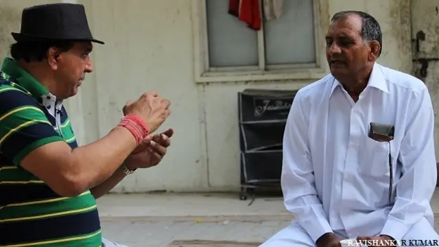 रघुबीर पहलवान सतपाल पहलवान के साथ.