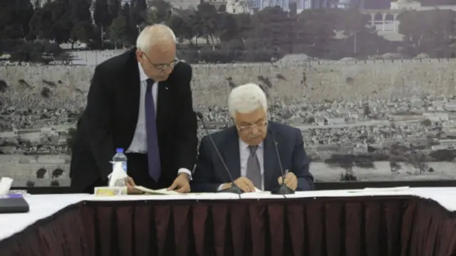 阿巴斯签署《罗马规约》