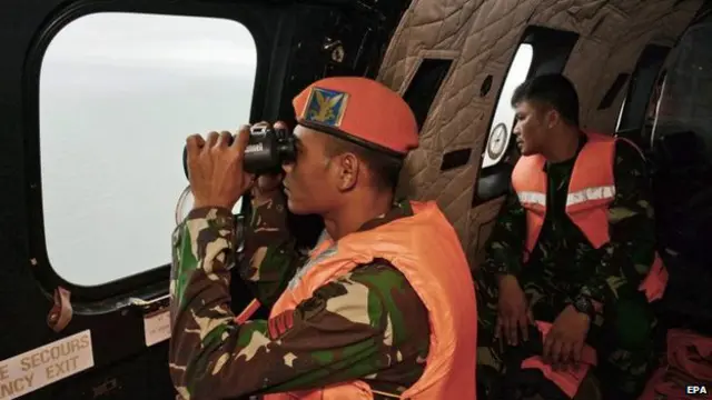  Poco a poco van siendo recuperados los cadáveres.