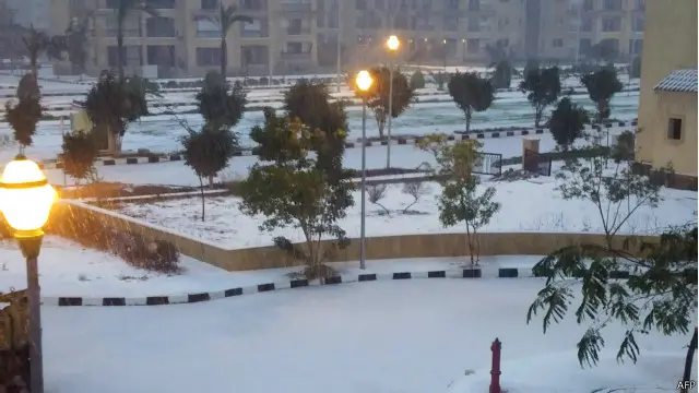 لا يبدو أن هذا سيكون الشتاء الأخير في الخيام