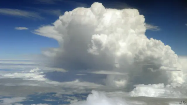 Awan kumulonimbus amat mungkin menjadi lebih intensif dan tersebar di berbagai belahan bumi akibat pemanasan global.