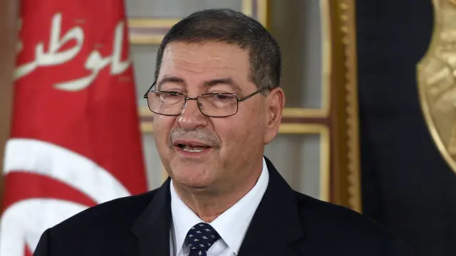 آقای الصید پیش از آنکه مامور تشکیل کابینه شود وزیر کشور در دولت قبلی تونس بود