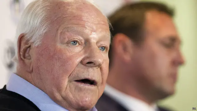 维冈球队老板戴夫•维兰因种族歧视言论被罚款 