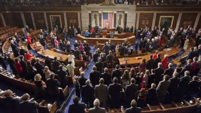 اوباما کے ویٹو کو مسترد کرنے کے حق میں 97 ووٹ پڑے جبکہ ویٹو کے حق میں صرف ایک ہی ووٹ پڑا