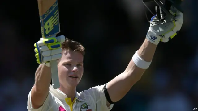 آسٹریلیا کےکپتان سٹیون سمتھ نے 15 چوکوں کی مدد سے 117 رنز بنائے