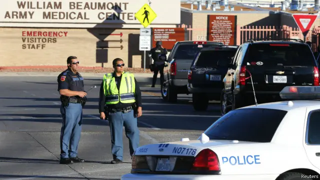 枪击后整个建筑被关闭,局势已经得到控制