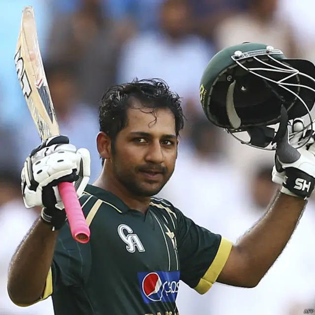 سرفراز احمد: 34 میچوں میں 25.27 کی اوسط سے 455 رنز بنائے ہیں جن میں ایک نصف سینچری شامل ہے۔