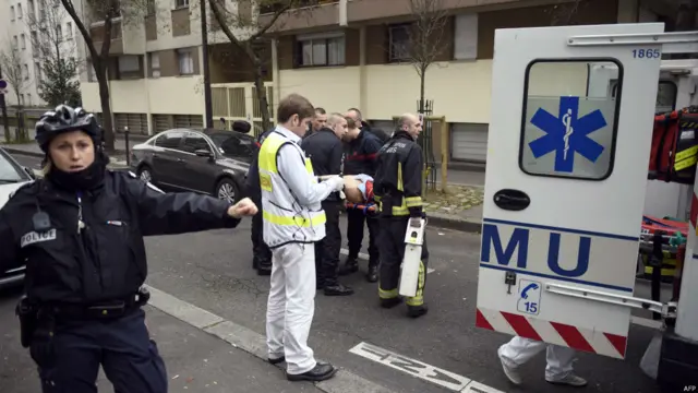 Charlie Hebdo diserang