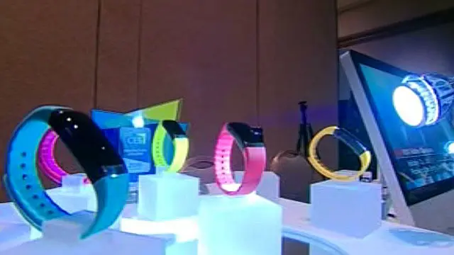 حساس آلات صارفین سے متعلق ذاتی معلومات جمع کرنے کی صلاحیت رکھتے ہیں۔