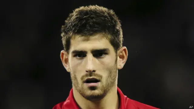 Evans se disculpó por sus acciones, pero mantuvo su inocencia.