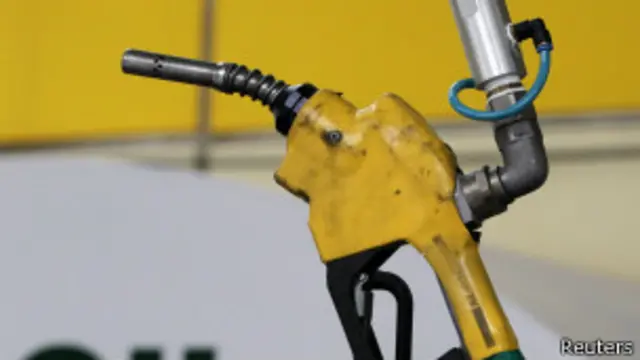 ရေနံစိမ်း တစ်စည်ကို ဒေါ်လာ ၄၀ အောက်ထိ ကျဆင်းနိုင်