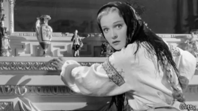 Escena de "Resurrección", película de 1934 basada en la obra de Tolstói