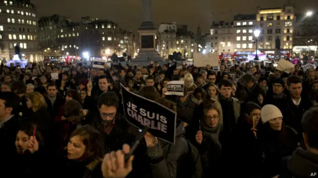 Unjuk rasa mendukung Charlie Hebdo di London