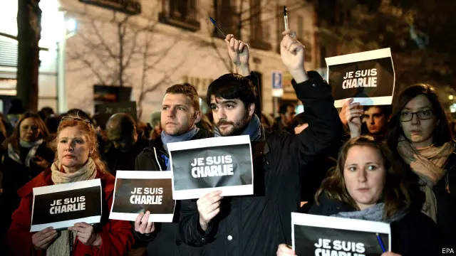 شارك عشرات الآلاف في احتجاجات على الهجوم بعدد من المدن الفرنسية، تنديدا بالهجوم الأكثر دموية في فرنسا منذ عقود.